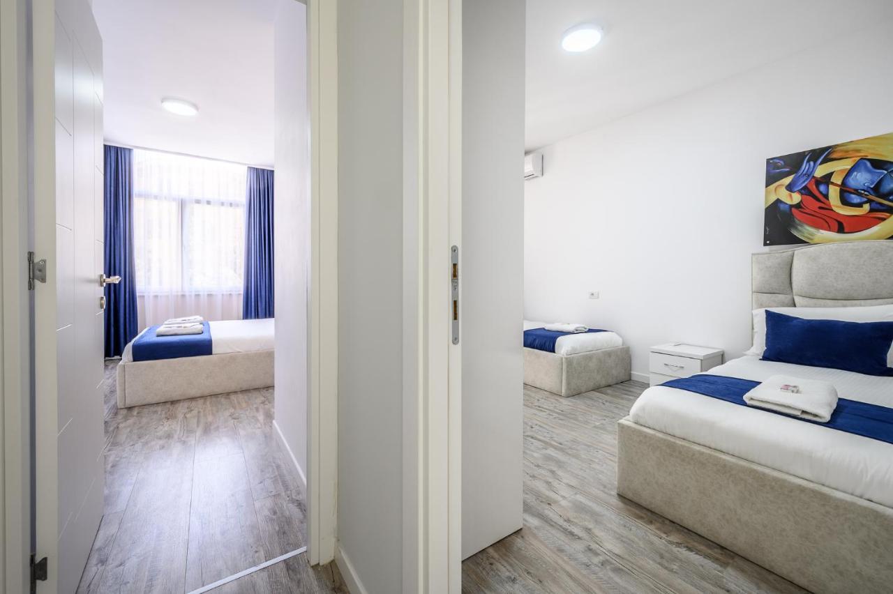 Miku Apartment-Modernly Designed Downtown Tirana Buitenkant foto